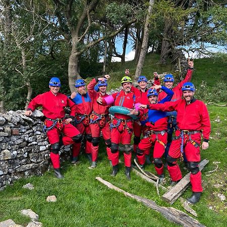 Weathercote Old School House - Yorkshire Three Peaks Challenge מראה חיצוני תמונה
